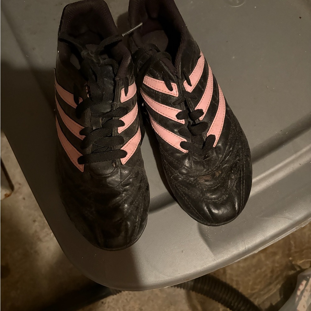 Adidas girls Black and Pink Athletic cleats